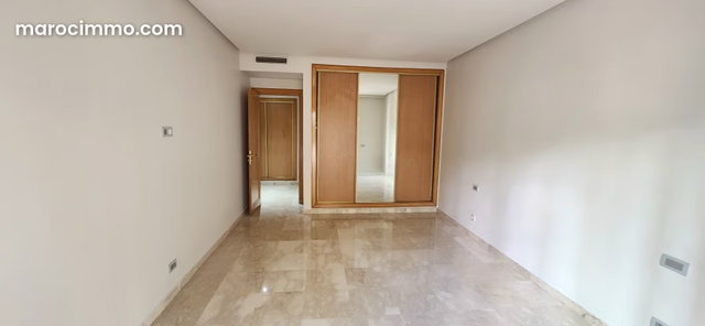 Appartement avec extérieur et jardin plein Maarif — 4