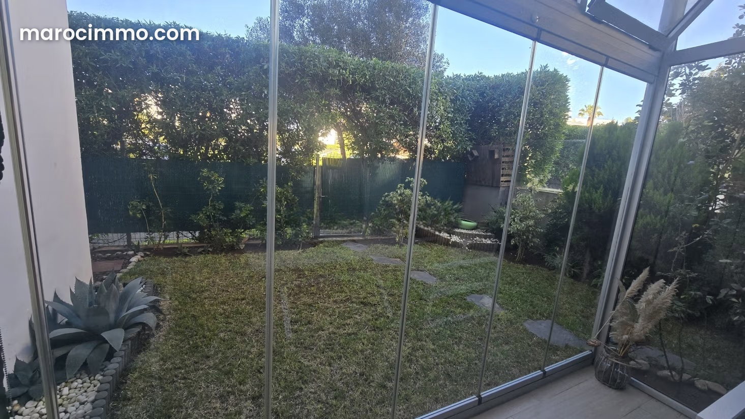 Rez, de, jardin meublé 300 m² à Ville Verte Bouskoura — Bouskoura