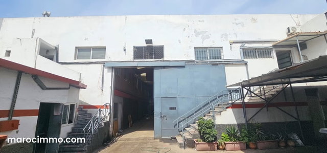 Hangar industriel neuf aux normes internationales de 1500 m de surface utile a la location a ain sebaa — 2