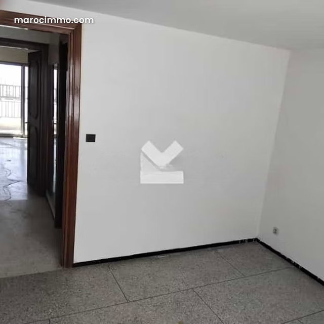 Appartement à Vendre de 113.0 m² à Casablanca, Derb Ghalef — 2