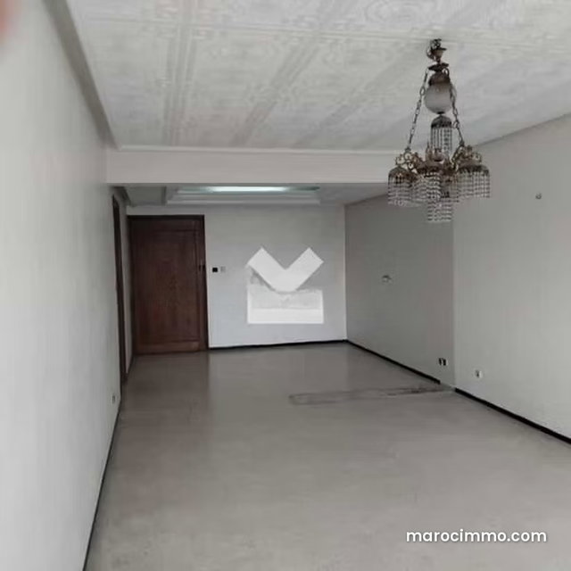 Appartement à Vendre de 113.0 m² à Casablanca, Derb Ghalef — 4
