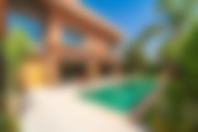 500 m² Villa on Amelkis Golf Course, Marrakech, with Pool and Garden — Marrakesh