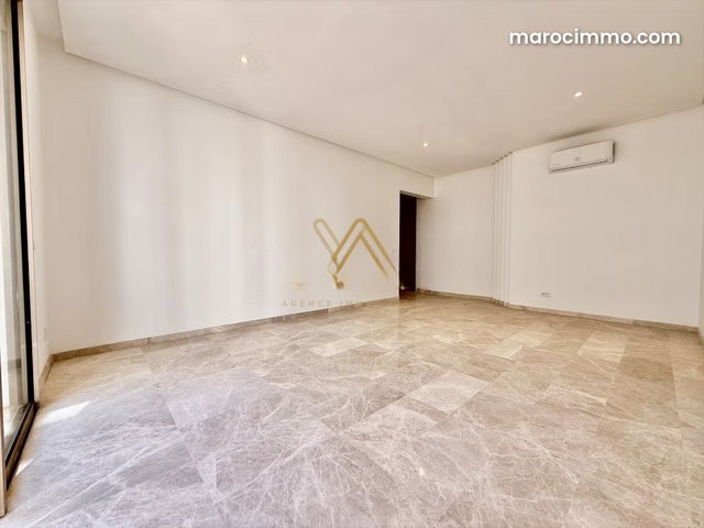 Appartement à louer à Ain Diab Extension — 2
