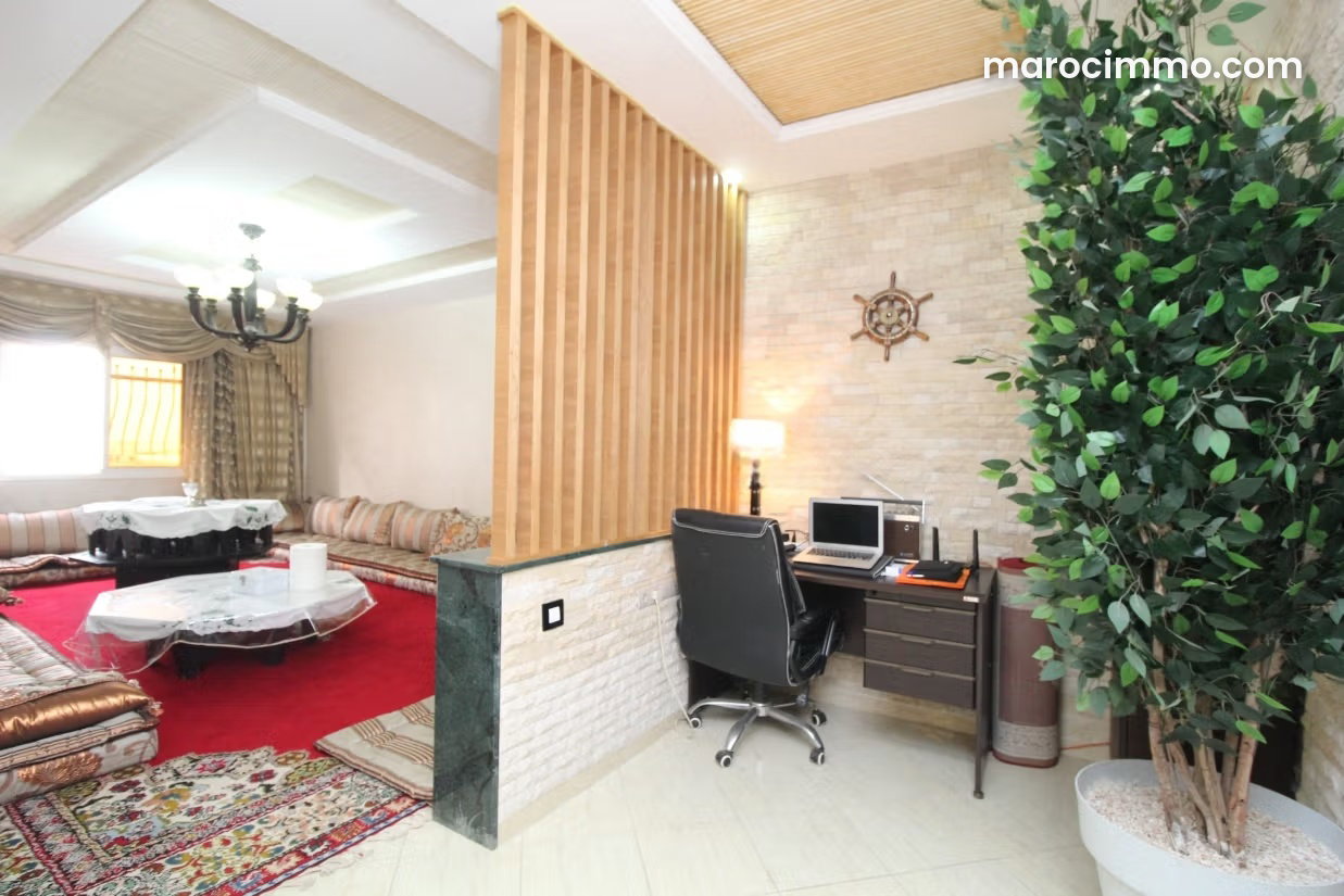 Appartement 112 m² avec terrasse et garage à Hay Dakhla Agadir — Agadir