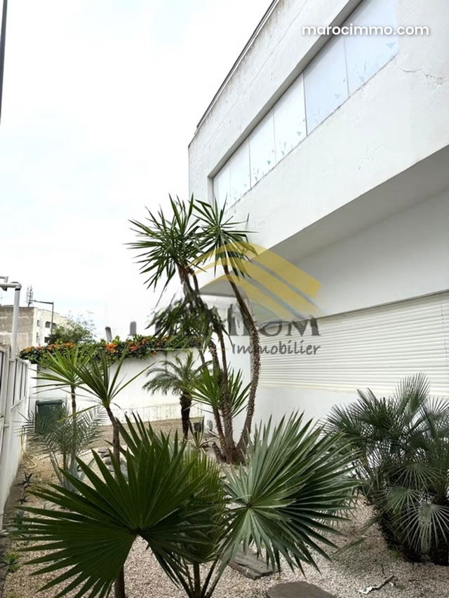 Villa usage bureaux a louer agdal — Rabat