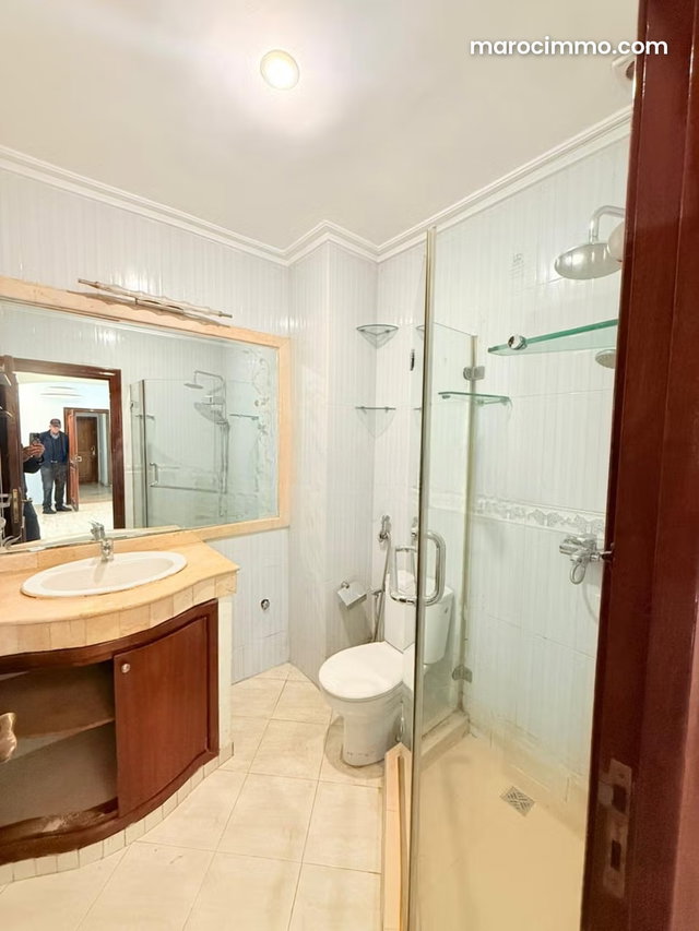 Luxury Apartment on Gandhi Boulevard — 2