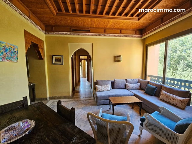Un appartement raffiné au coeur de la Palmeraie — 4