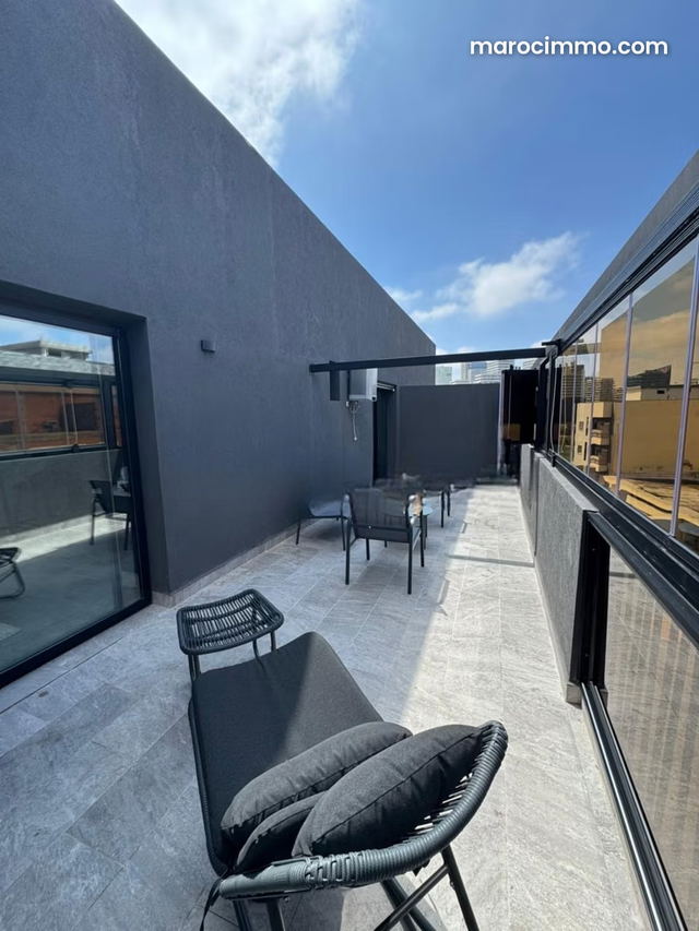 Appartement en location à Casablanca Finance City. 2 grandes pièces. Bien meublé — الدار البيضاء