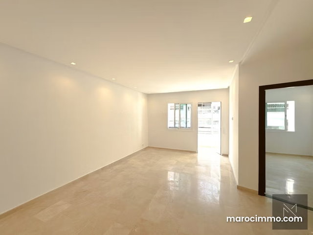 Renovated Apartment for Rent in Gauthier, Casablanca 75 m², South East, High Floor, Terrance, Parking — 3