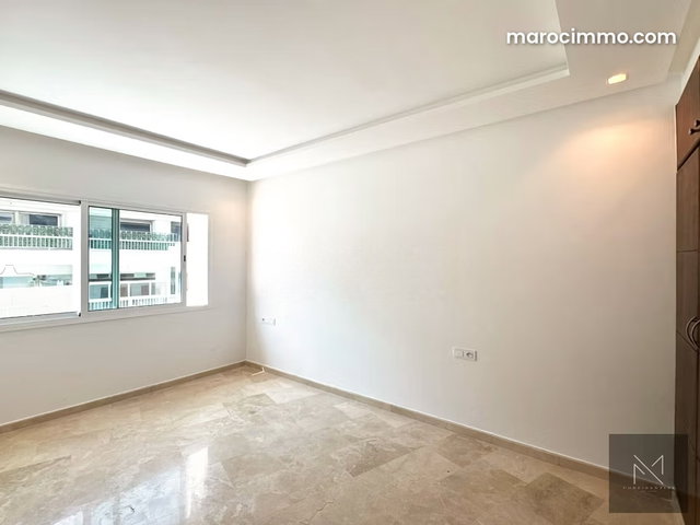Renovated Apartment for Rent in Gauthier, Casablanca 75 m², South East, High Floor, Terrance, Parking — 5