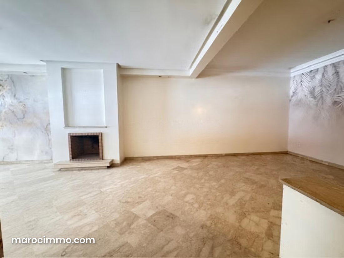 Duplex avec terrasse et cheminée aux Princesses Casablanca — Casablanca