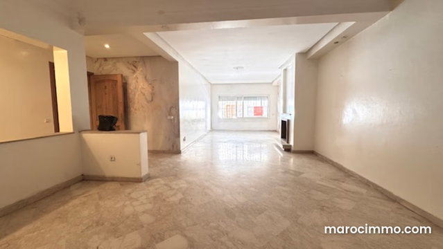 Duplex à louer avec terrasse ensoleillée — 2