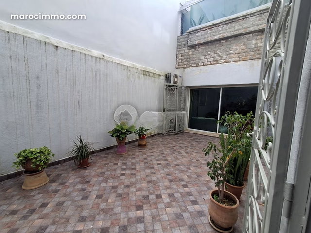 Appartement à vendre 240 m², 3 chambres Triangle d'Or Casablanca — 5