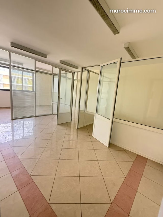 Bureau à louer – Boulevard Bir Anzarane — 4