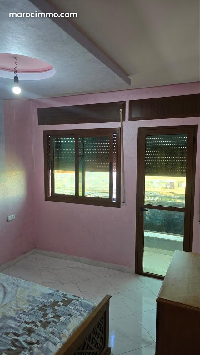 Bel appartement à vendre à Martil. Surface totale 63 m². Porte blindée, salon marocain traditionnel — 4