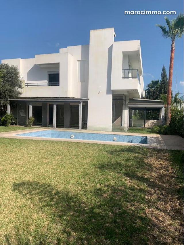 Villa de Charme Isolée Ville Verte — Bouskoura