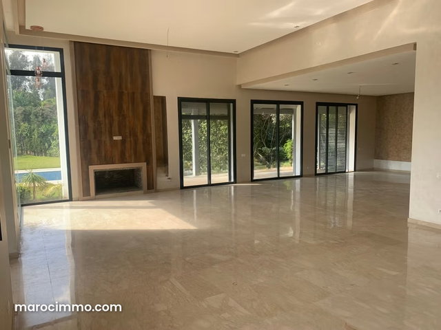 Villa de Charme Isolée Ville Verte — 4