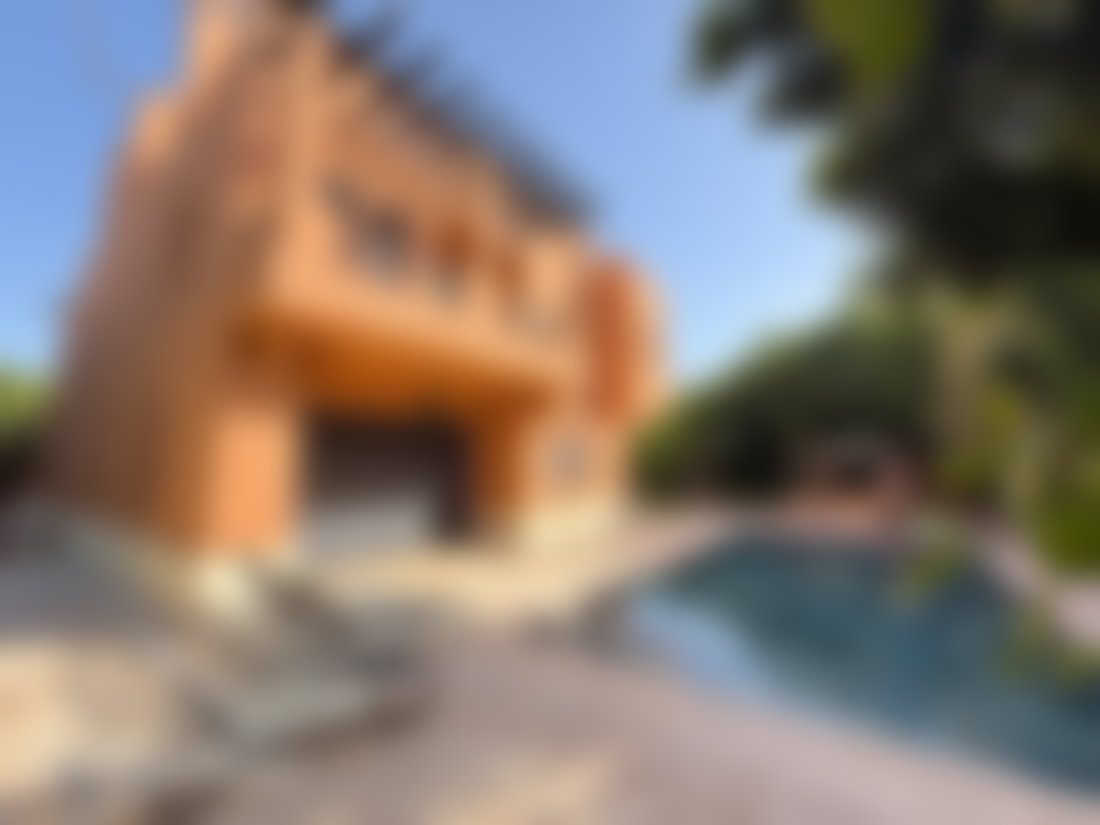 Villa 450 m² avec piscine et jardin, Palmeraie, Marrakech