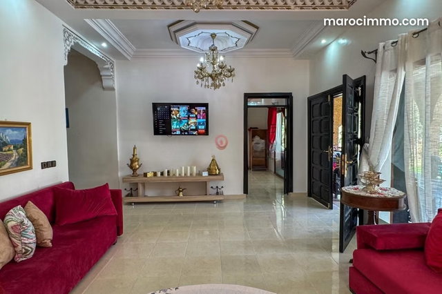Vente Villa à route de sidi a. Ghiat — 5