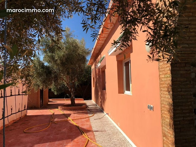 Location Villa à route de sidi a. Ghiat — 4