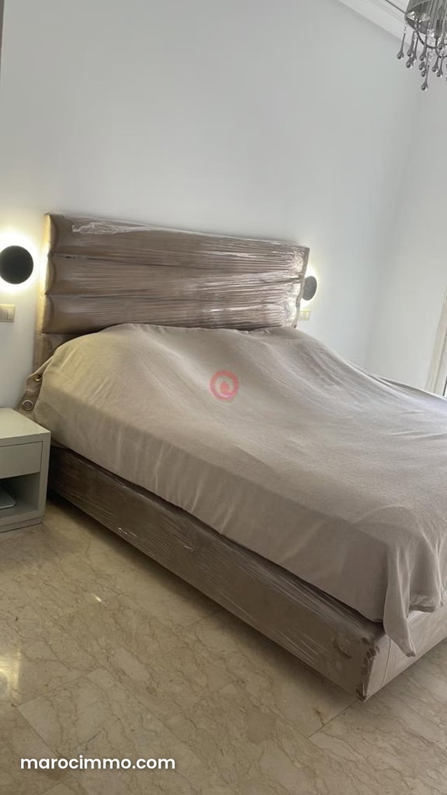 Location Appartement à c. I. L — 4