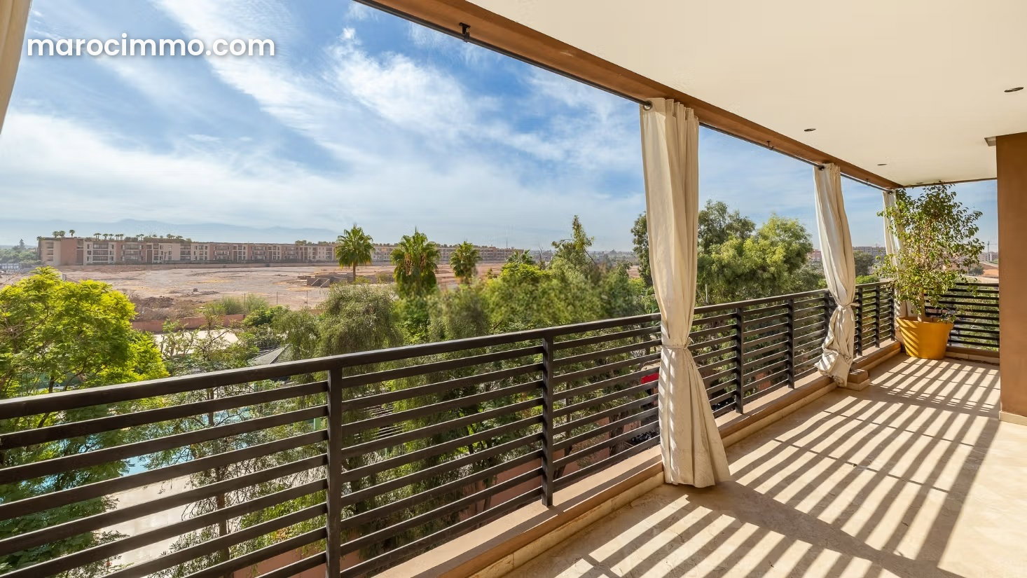 265 sqm Apartment with Terrace and Atlas Views, Hivernage, Marrakech — Marrakesh
