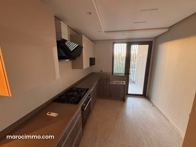 Luxury Apartment for Rent – Pool View, Ville Verte — 2