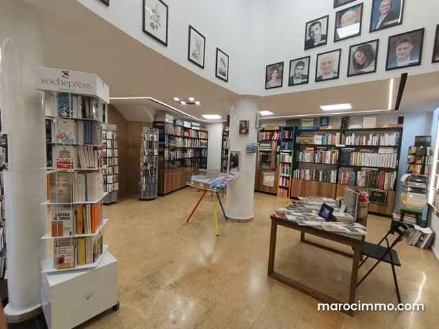 Premium Commercial Space for Rent in Racine – Excellent Visibility — 5