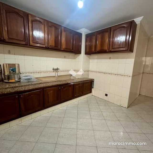 Appartement à Vendre de 119.0 m² à Casablanca, Hopitaux — 4