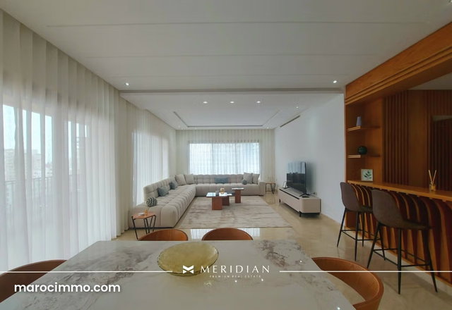 Location Sublime Appartement Neuf de 255m², CFC — 2