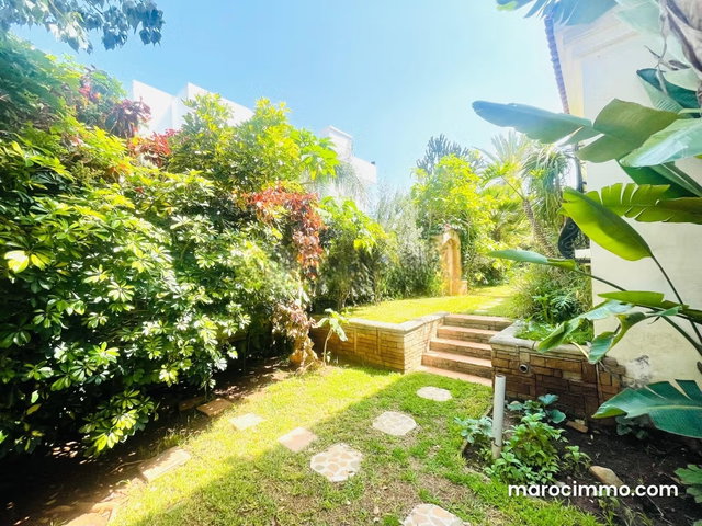 Californie vente d'une superbe villa de 1005 m² — 5