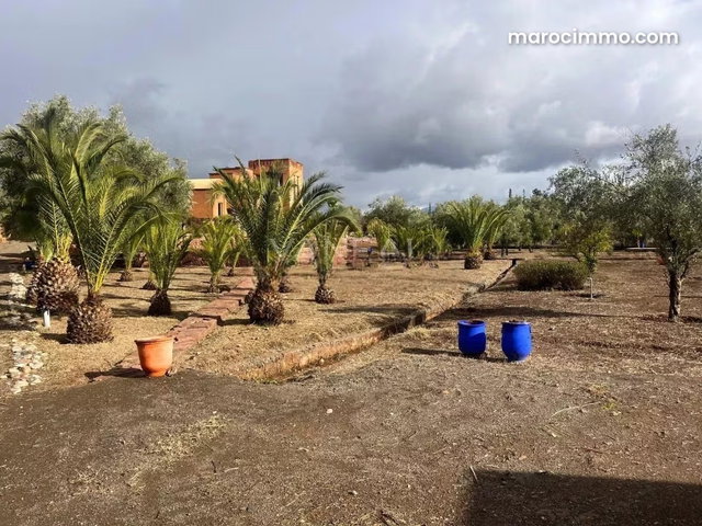 Maison VNA sur 6700m² de terrain Rte de l'Ourika — 2