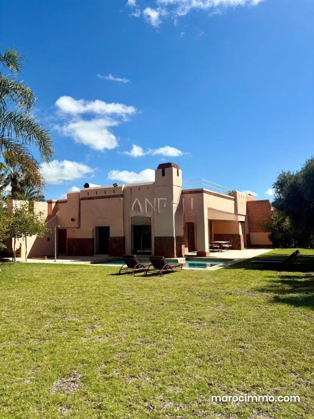 Beautiful 3-Bedroom Villa on Route to Fes with Pool — 4