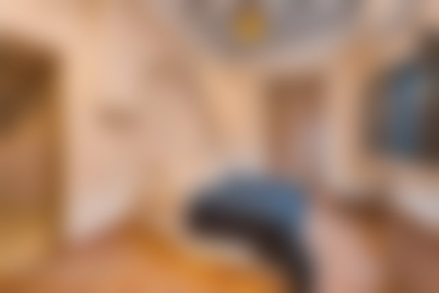 عقار تجاري وسكني مع مسبح خاص للبيع بحي بوّابات مراكش — 3