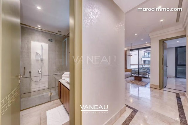 Apartment for Rent at M Avenue — 4