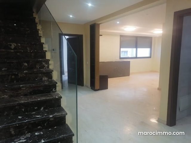 Superbe duplex de luxe avec double facade a agadir — 2