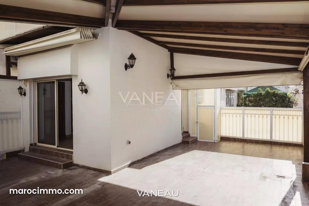 Appartement 3 pièces avec terrasse à louer à Racine Casablanca — Casablanca