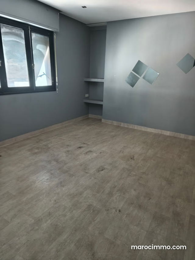 Bureau bien situé a Maarif — Casablanca
