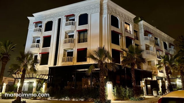 A vendre Superbe studio meublé avec vue dégagée à Ain Diab /Anfa sup — 2