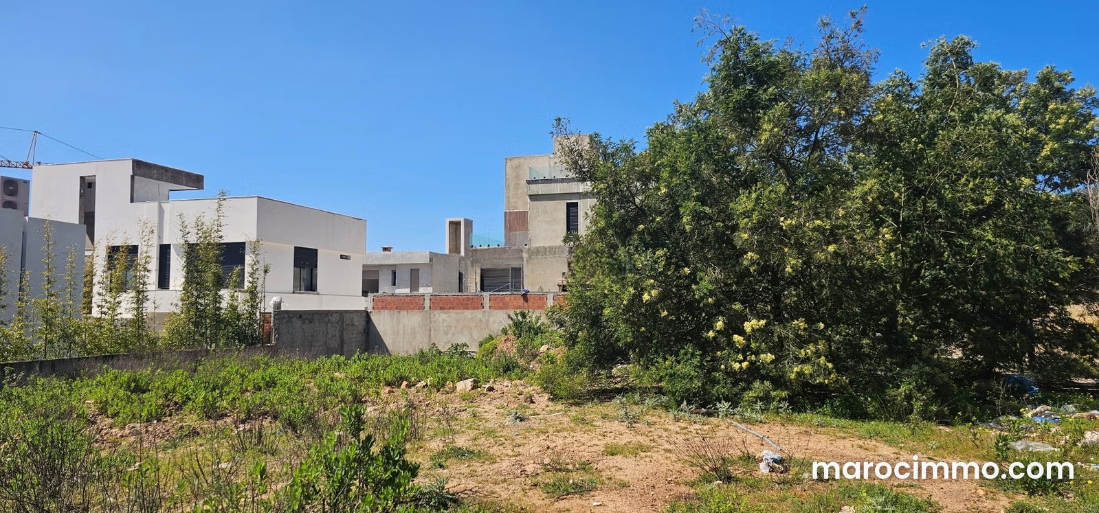 أرض بناء راقية للبيع بحي جبل الكبير في طنجة — طنجة