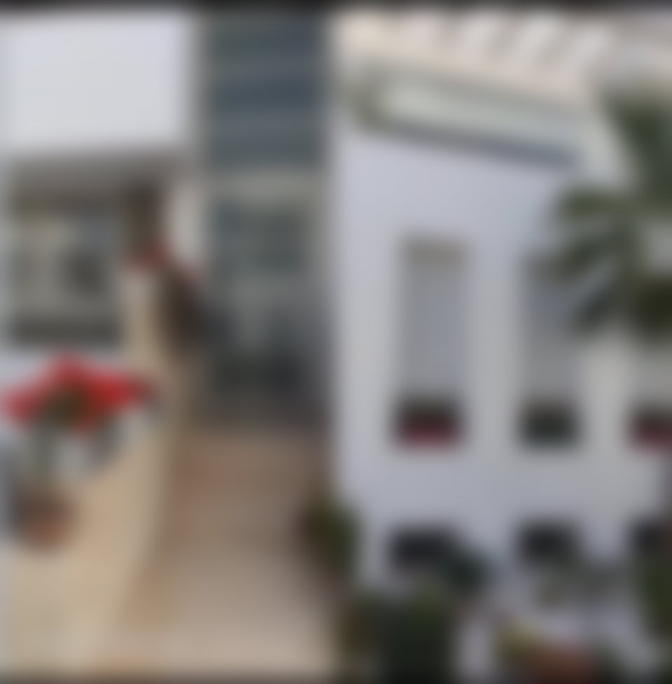 فيلا راقية بإطلالة بحرية في دار بوعزة