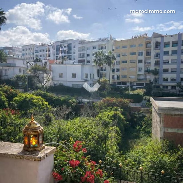 Appartement à Vendre de 155.0 m² à Casablanca, Mers Sultan — 3