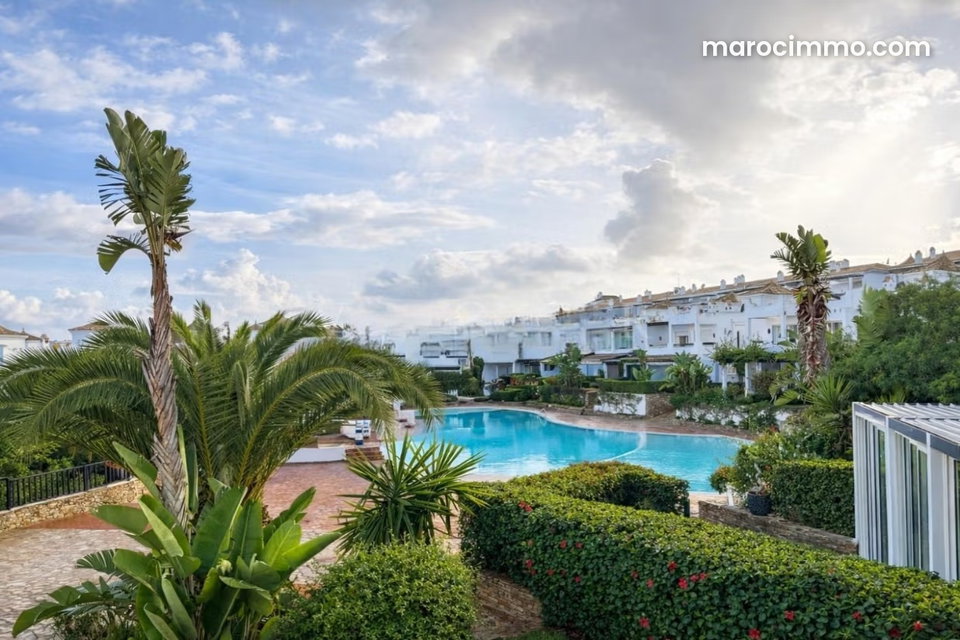 À VENDRE – Superbe villa en résidence privée très prisée à Dar Bouazza