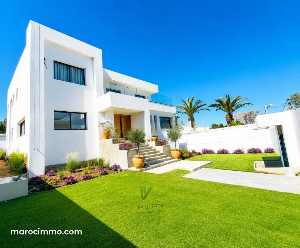 1,400 m² Villa with Pool and Garden in Jbel Kbir, Tangier — Tangier
