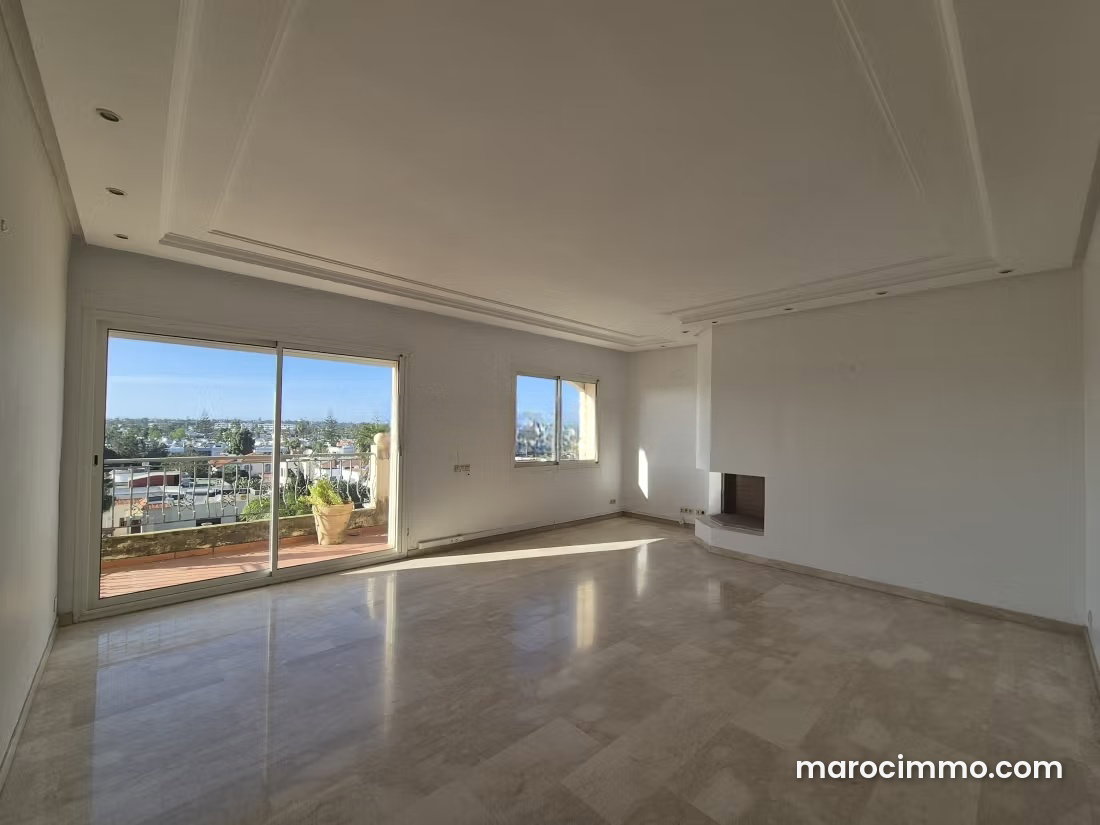 3-Bedroom Apartment with Terrace and Garage, C.I.L., Casablanca — Casablanca