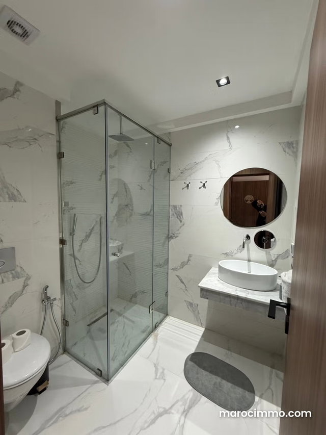 Appartement en vente à Hivernage. 4 pièces confortables. Bien meublé — 4