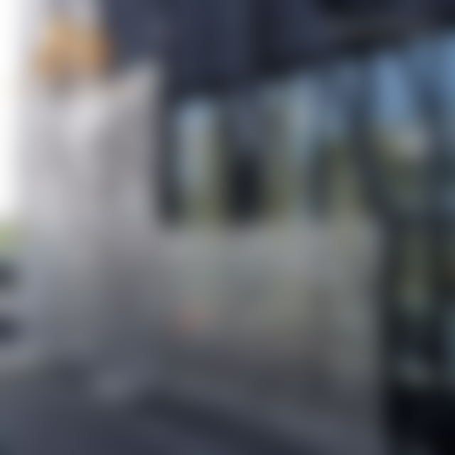 محل تجاري بارز للبيع بحي المحيط في الرباط — الرباط