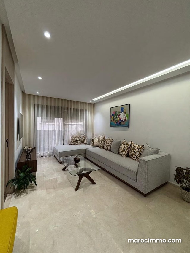 Appartement à vendre à Bourgogne Ouest. Superficie 56 m². Bien meublé — 2