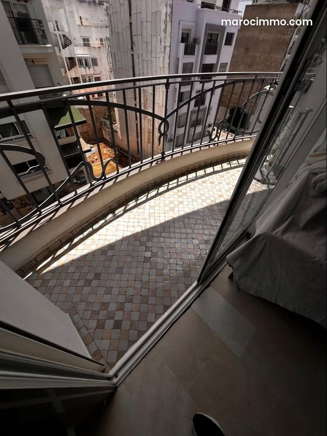 3 Bedroom Apartment for Sale — 3