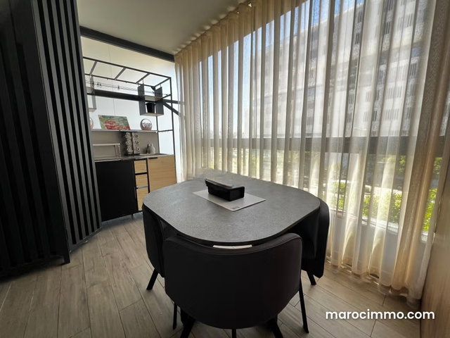 Splendide studio meublé à louer sur CFC — 5